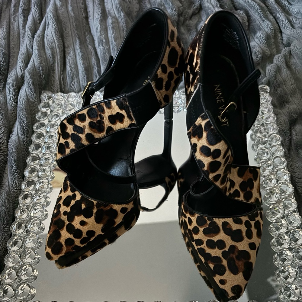 Women’s Cow Leather Fur Pumps - Like New - Size 5.5